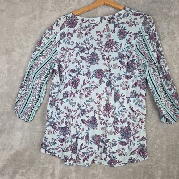 J. Jill Petite S Floral Tunic blouse with V-neck, long sleeves, and tie detail - Picture 2 of 6